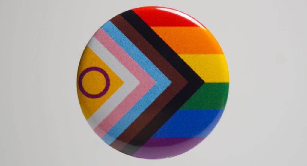 Un badge militant 38mm du drapeau lgbtqia+