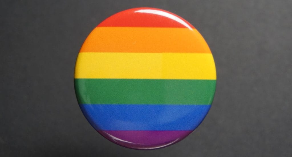 Badge militant 38mm du drapeau lgbt